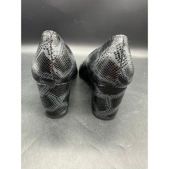 Stuart Weitzman Black Snakeskin Block Heel Pumps Size 8 Chunky - Picture 2 of 12